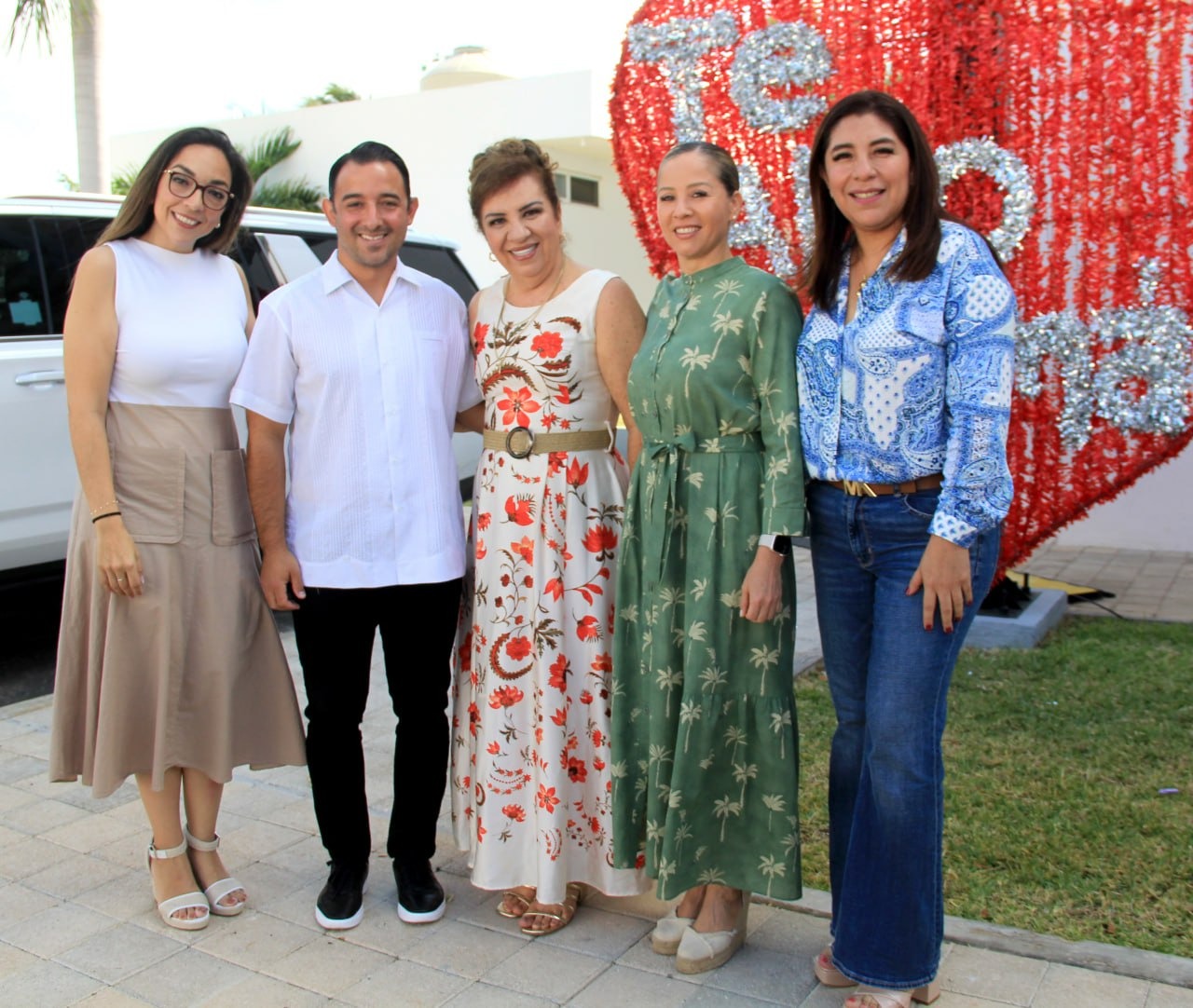 Celebran el Día de las Madres con Homenaje del Ayuntamiento de Benito Juárez