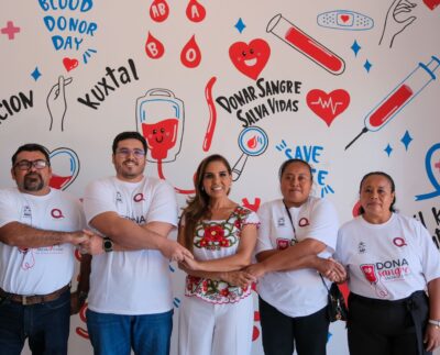 CHETUMAL- Donar sangre es un acto de amor al prójimo, una noble acción que puede cambiar la vida de una persona, expresó la gobernadora Mara Lezama Espinosa en el marco del Día Mundial del Donante de Sangre 2024, “hoy tenemos grandes historias de vida que nos cuentan su testimonio tras esta noble acción”