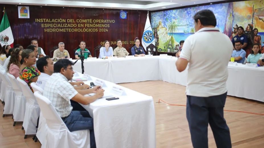 Las autoridades municipales instalaron el Comité Operativo Especializado en Fenómenos Hidrometeorológicos 2024 del municipio de Isla Mujeres