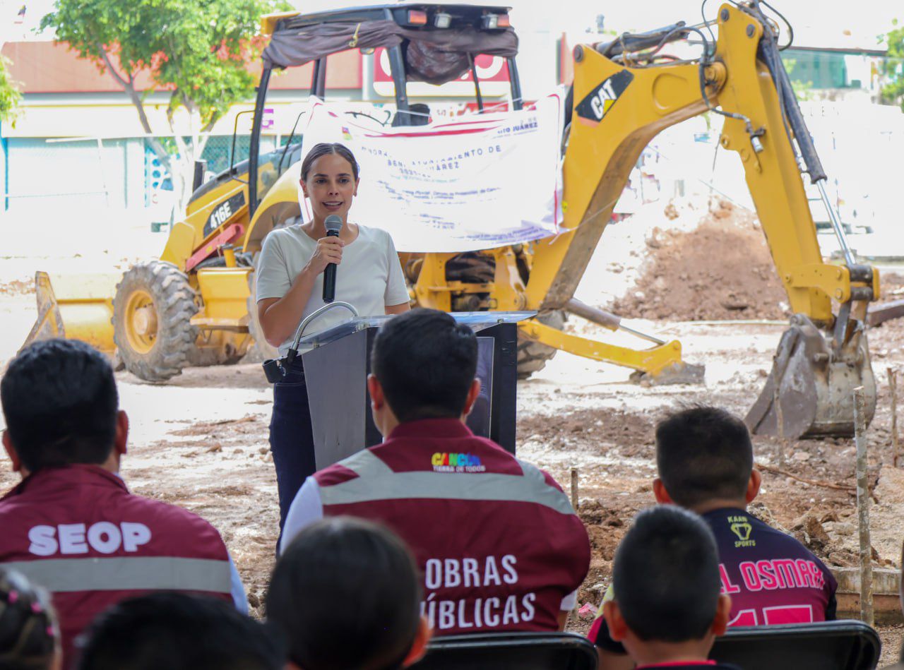 Cumple Ana Paty Peralta con proyecto de la ciudadanía en la SM 247