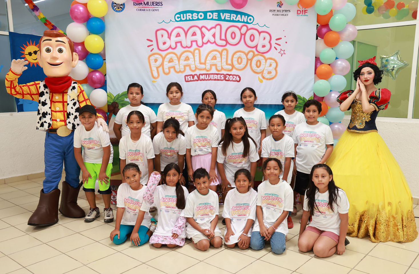 Con gran participación de las niñas y niños arrancan los cursos de verano en Isla Mujeres