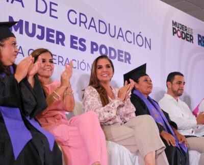 Celebra Mara Lezama primera generación de graduadas de Prepa “Mujer Es Poder” para su empoderamiento