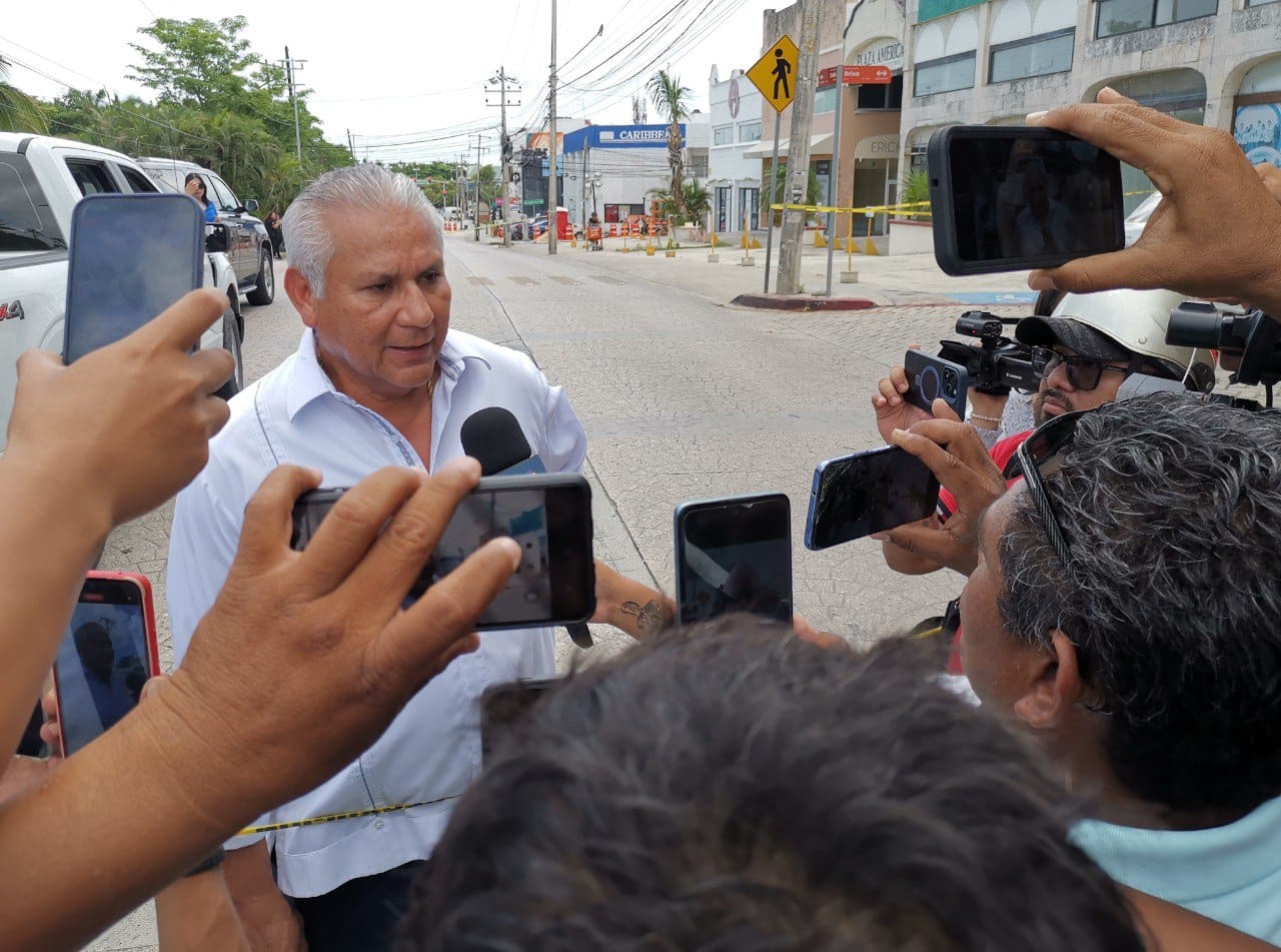 Policías de la FGE de Q. Roo frustran robo y detienen a asaltante de casa de cambio de divisas