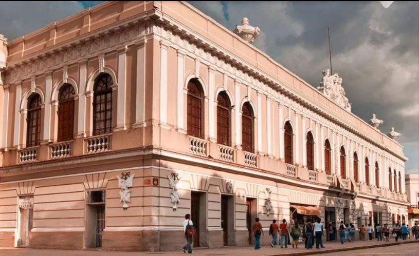 Más de 450 miembros de la comunidad cultural de Yucatán defienden posible desaparición del MACAY