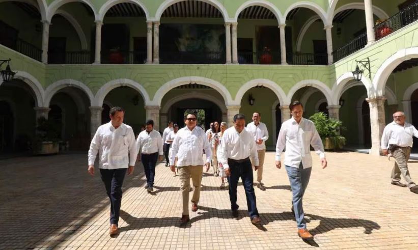 Inicia proceso de transición de gobierno en Yucatán