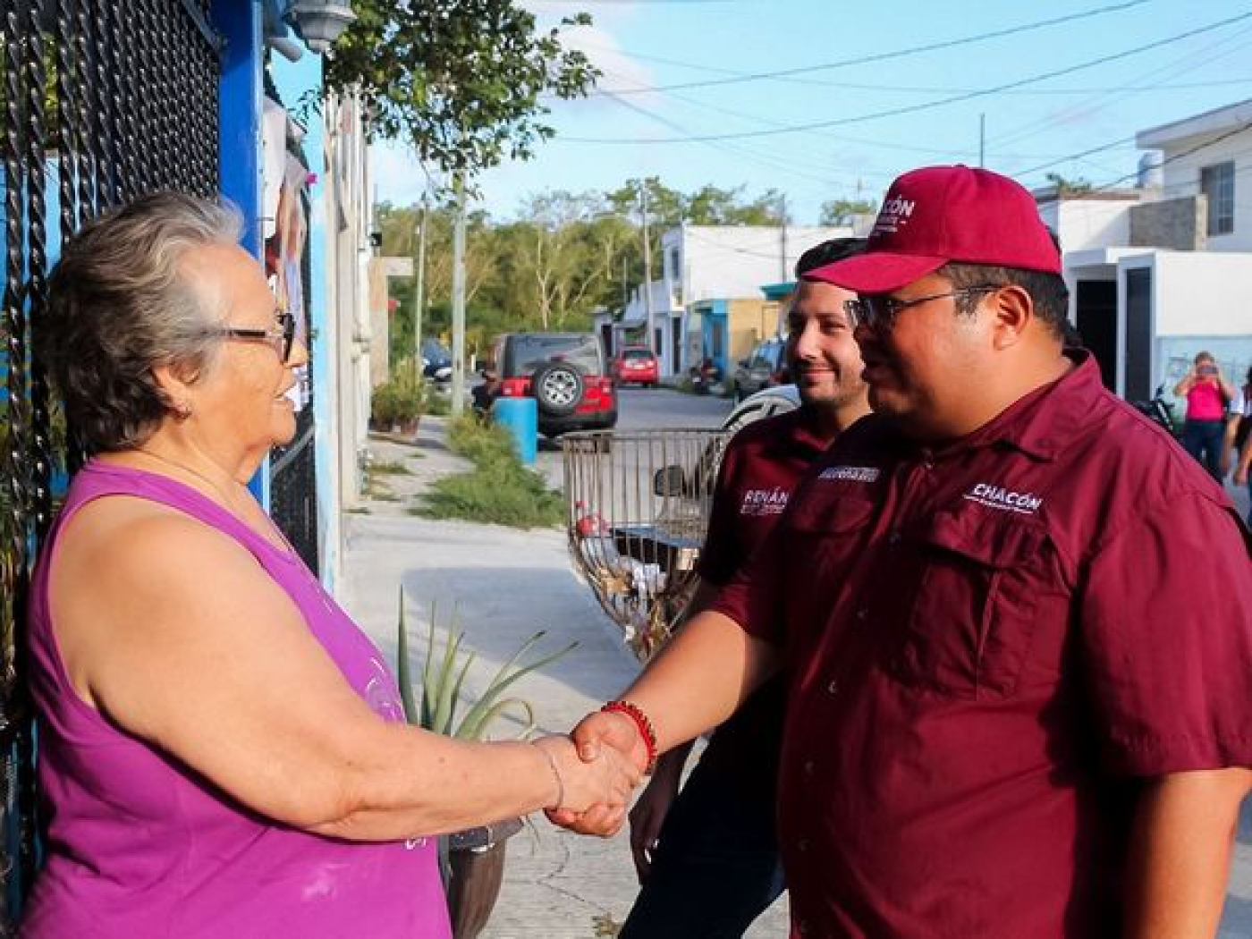 Llama Chacón al pueblo de Cozumel a ser activo protagonista en la elección del 2 de junio