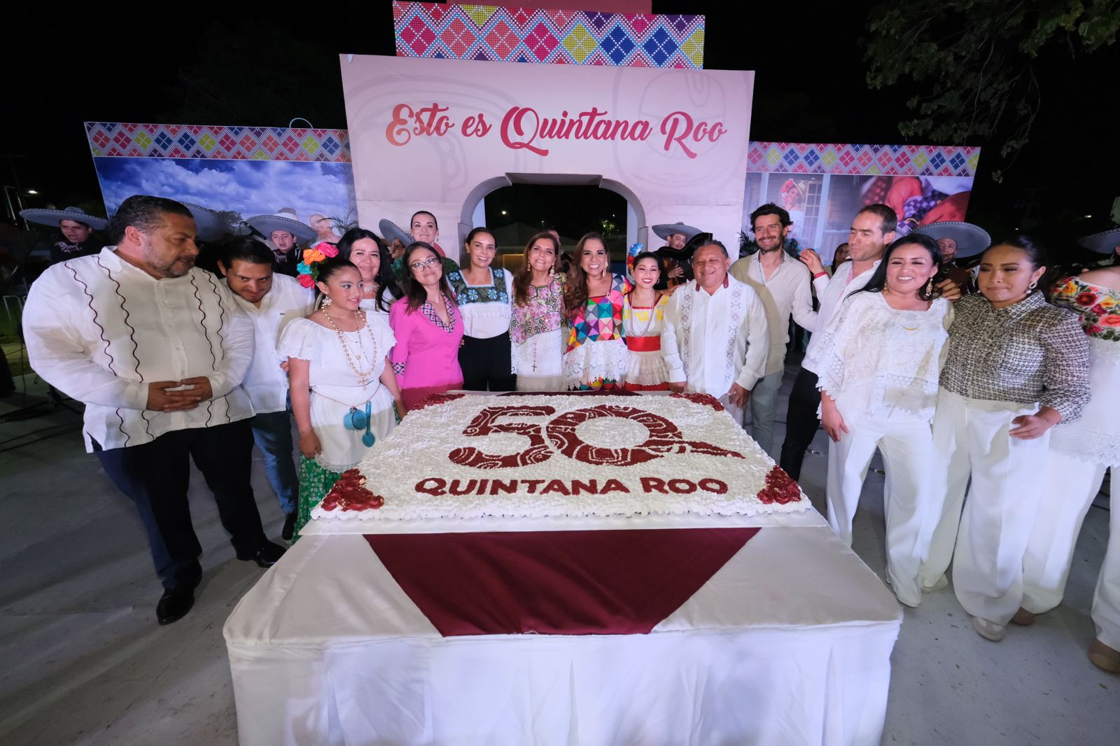 Mara Lezama celebra con quintanarroenses el 50 Aniversario de Quintana Roo