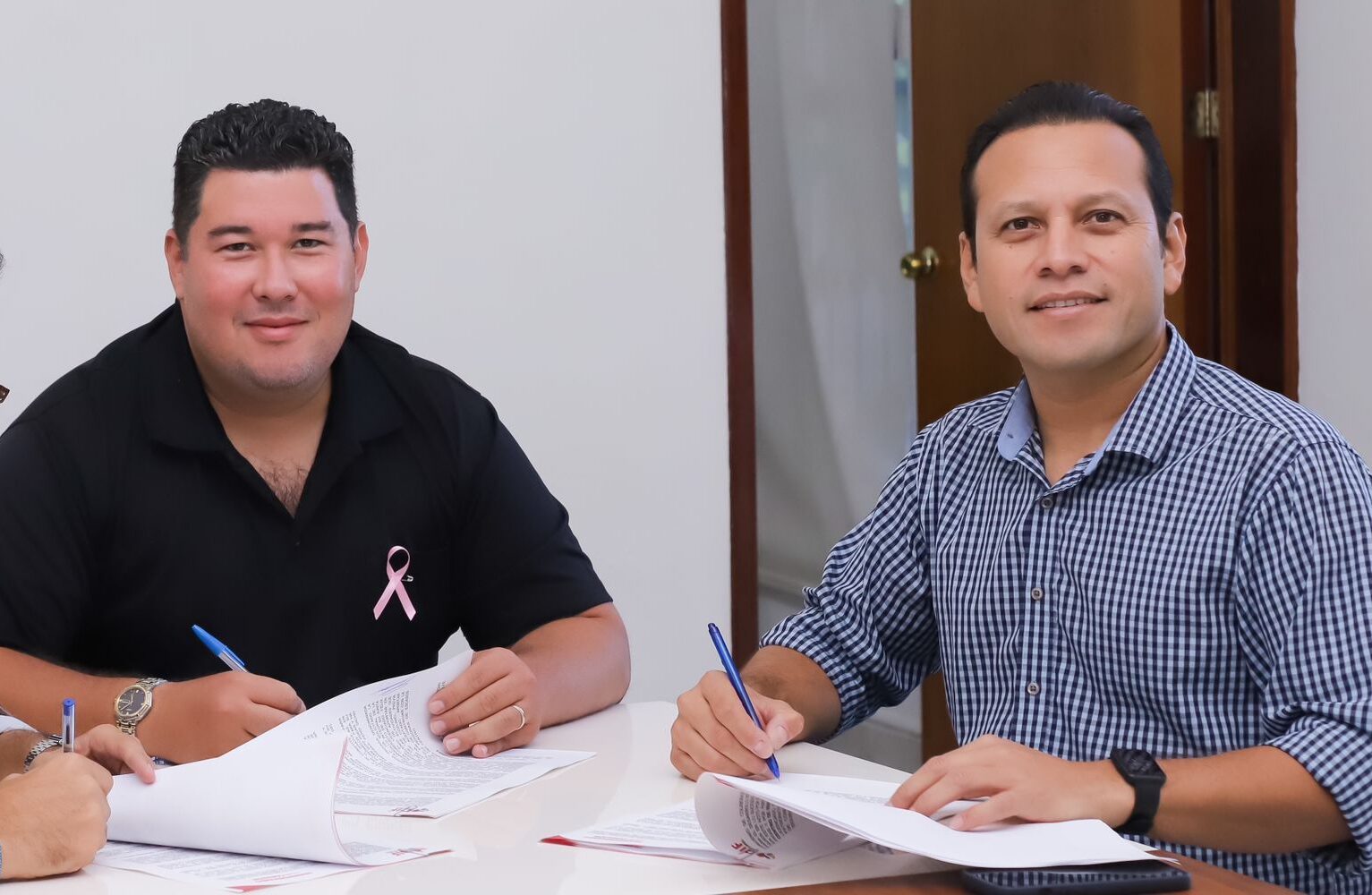 DIF firma convenio con CRIC Cozumel para garantizar servicio a bajo costo a la ciudadanía