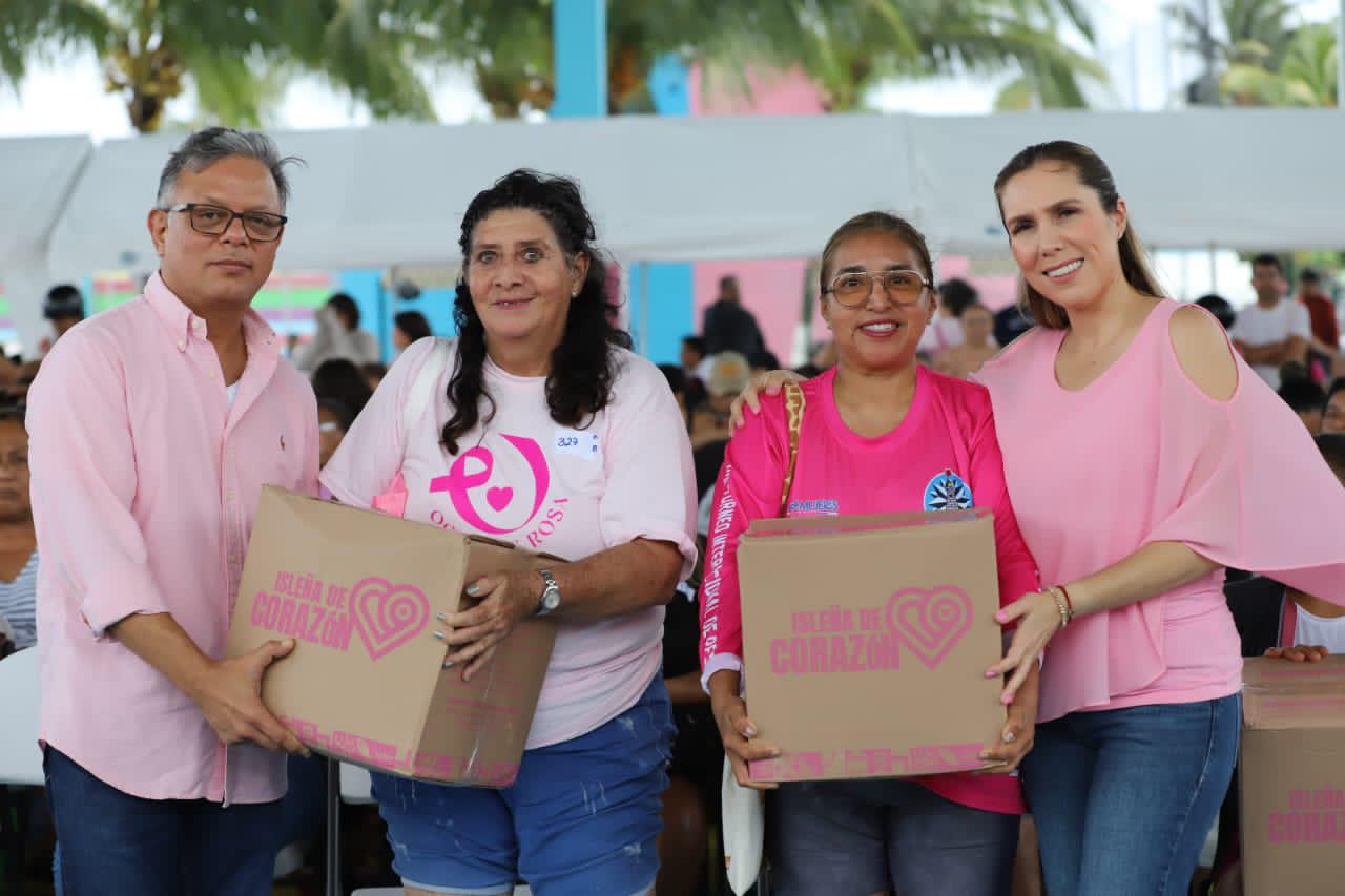 Atenea Gómez Ricalde impulsa a las mujeres con el programa ‘Isleña de Corazón’