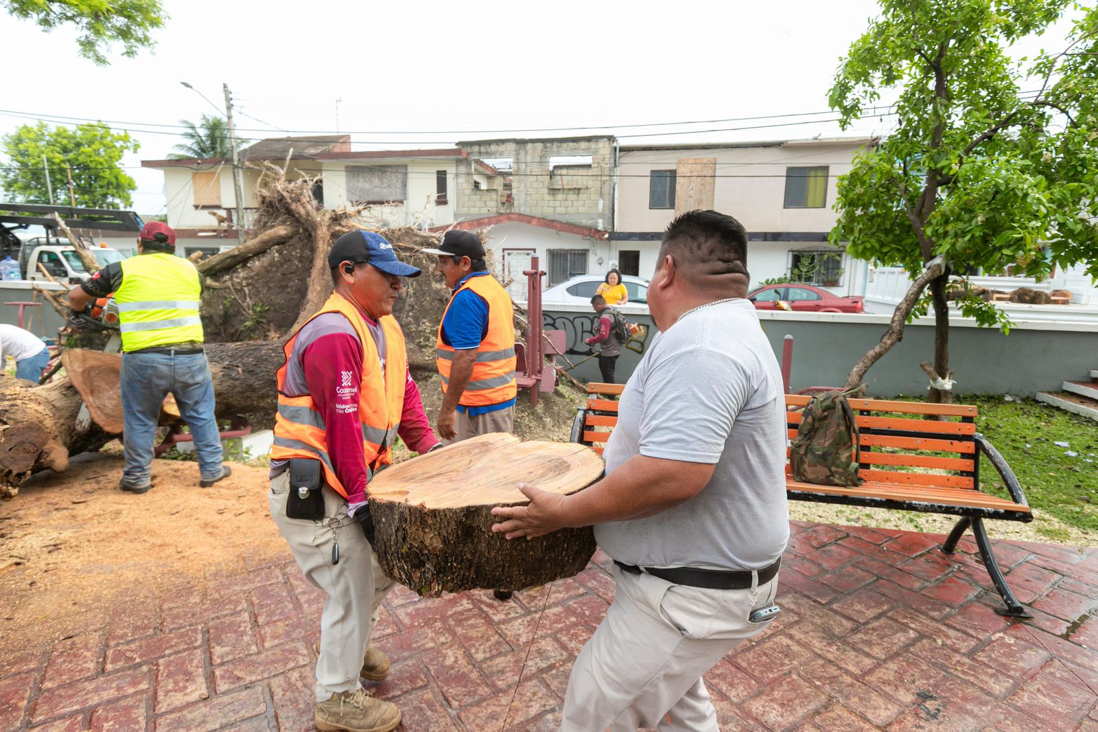 Entre todos cuidemos nuestros parques: Chacón