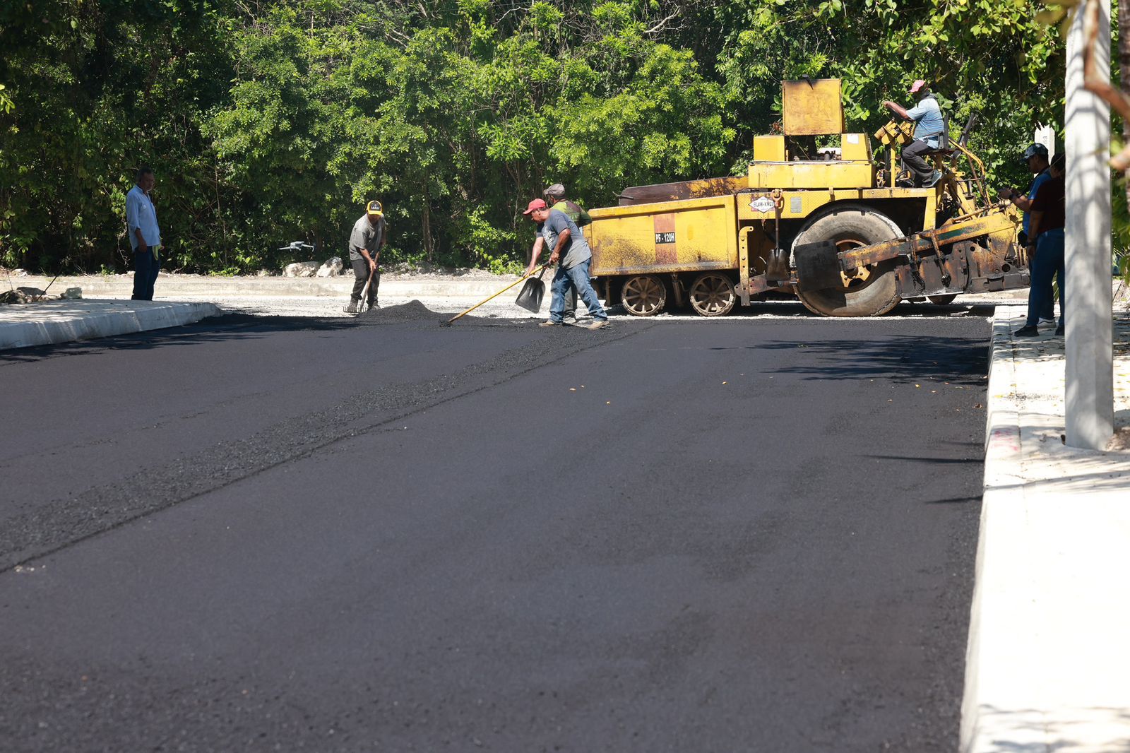 Avanza obra transformadora en la colonia Oasis de Ciudad Mujeres