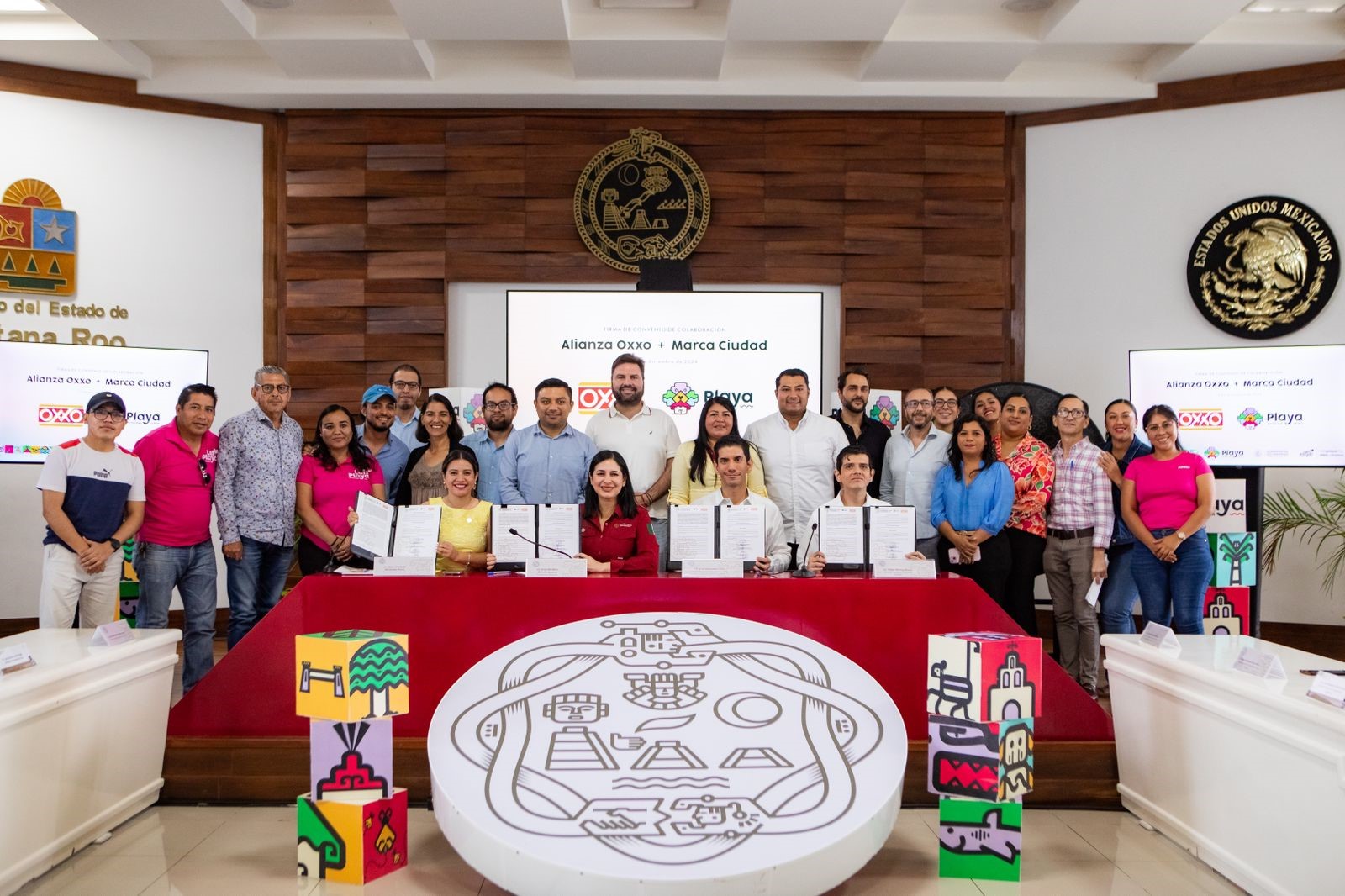 Gobierno de Solidaridad y tiendas Oxxo suman esfuerzos para promocionar la marca Ciudad Playa del Carmen