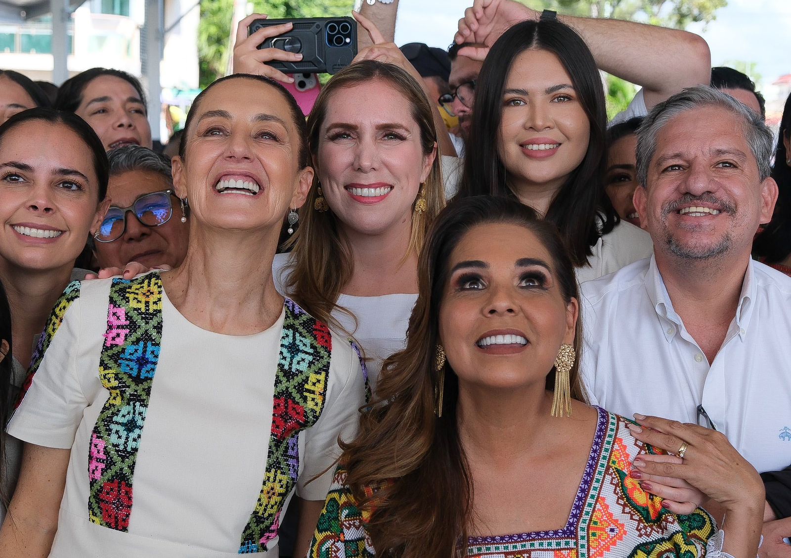 Atenea Gómez Ricalde celebra primer Aniversario del Tren Maya con Claudia Sheinbaum y Mara Lezama