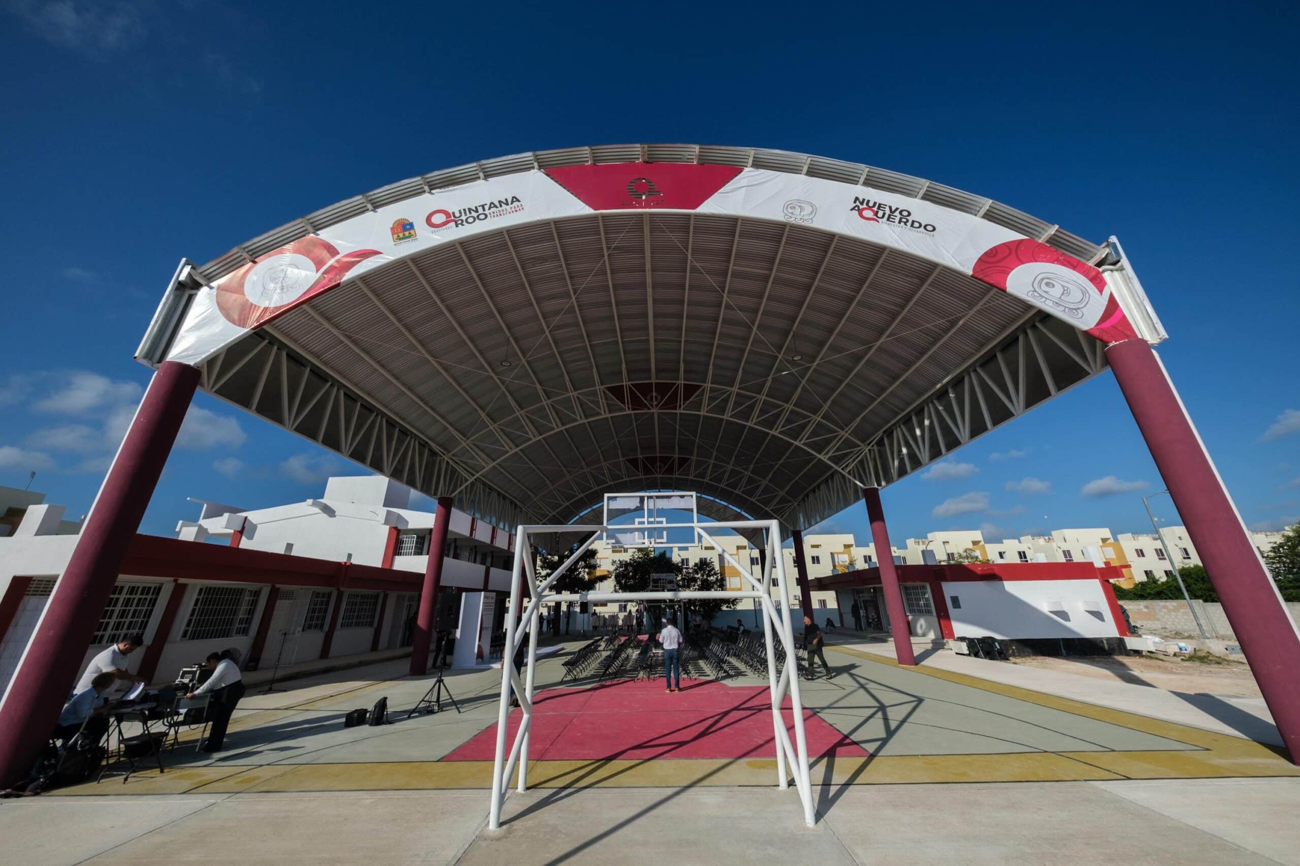 Entrega Mara Lezama para más de 200 estudiantes de la primaria “Miguel Vidal Alcocer” un domo y dos nuevas aulas didácticas