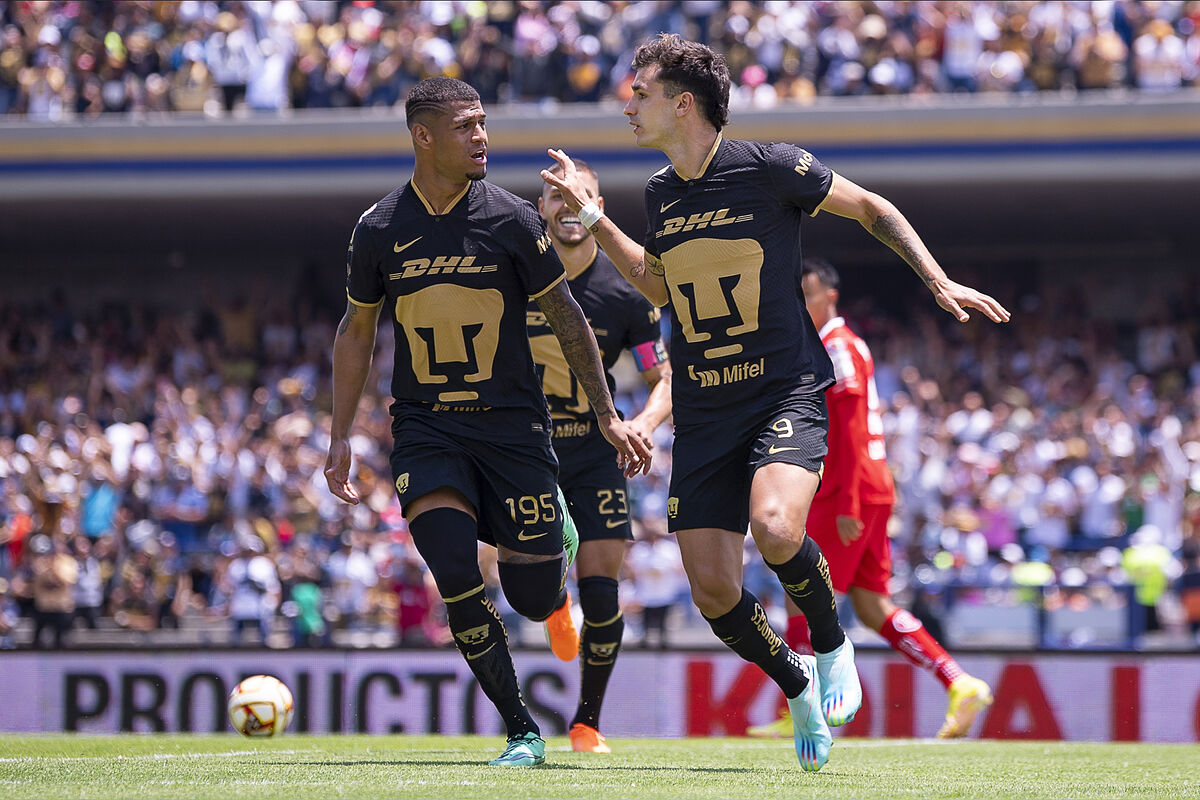 Pumas avanza en la Concachampions