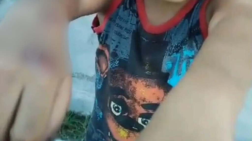 Capturan FGE de Quintana Roo y Policía Municipal de Solidaridad a una persona por violencia familia en agravio de un niño