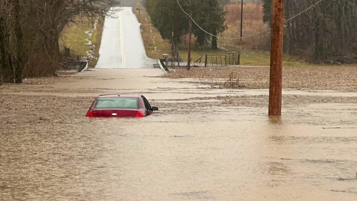 Inundaciones en Estados Unidos dejan al menos nueve muertos y miles de evacuados