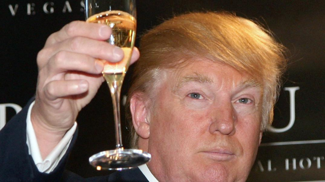 Trump amenaza con aranceles de 200% a productos alcohólicos de Europa