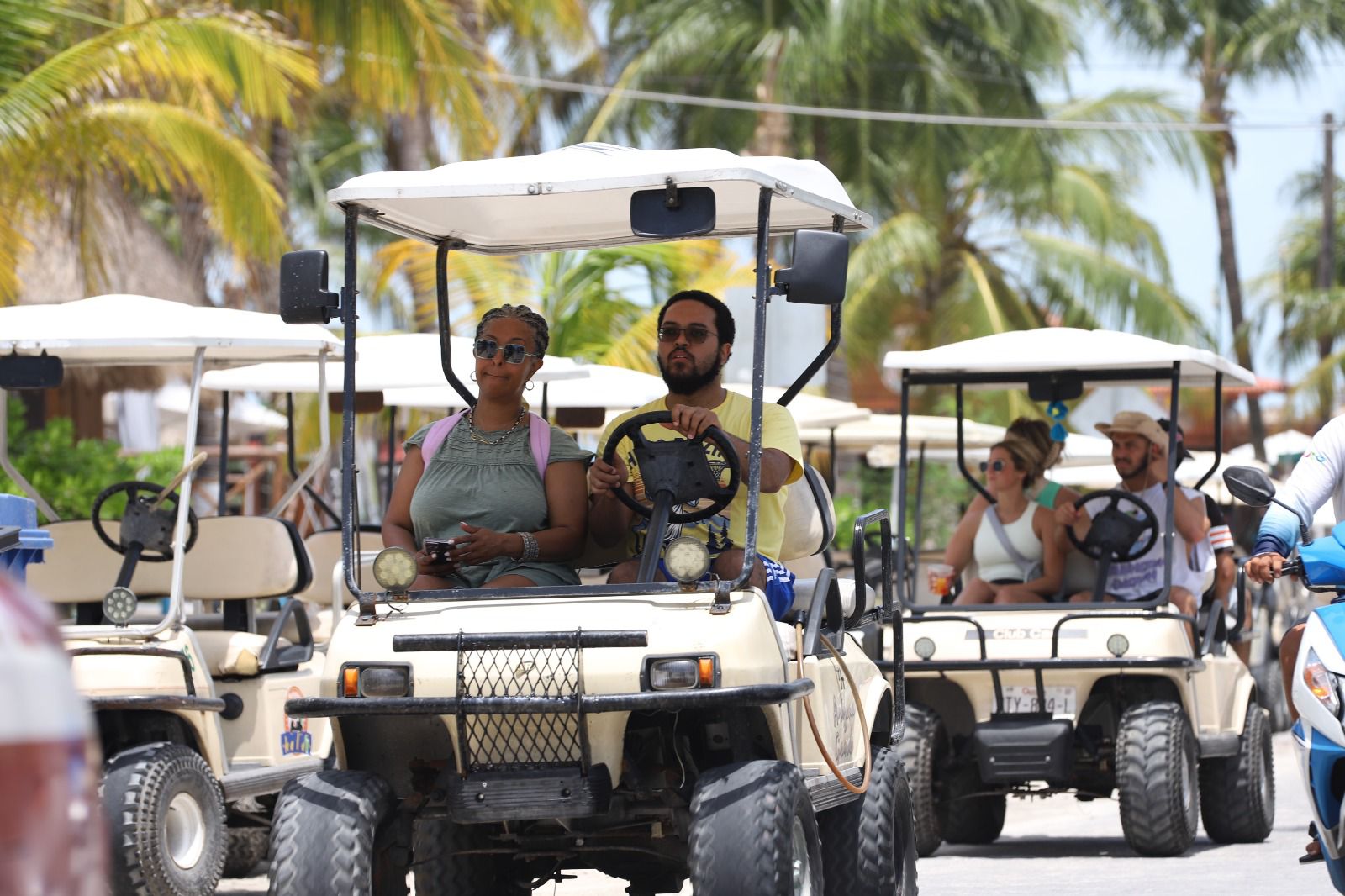 Trabajadores de Isla Mujeres anhelan la llegada de turistas en Semana Santa