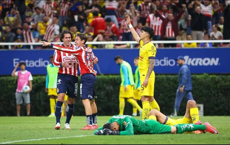 Gerardo Espinoza y Chivas sacan victoria ante el América