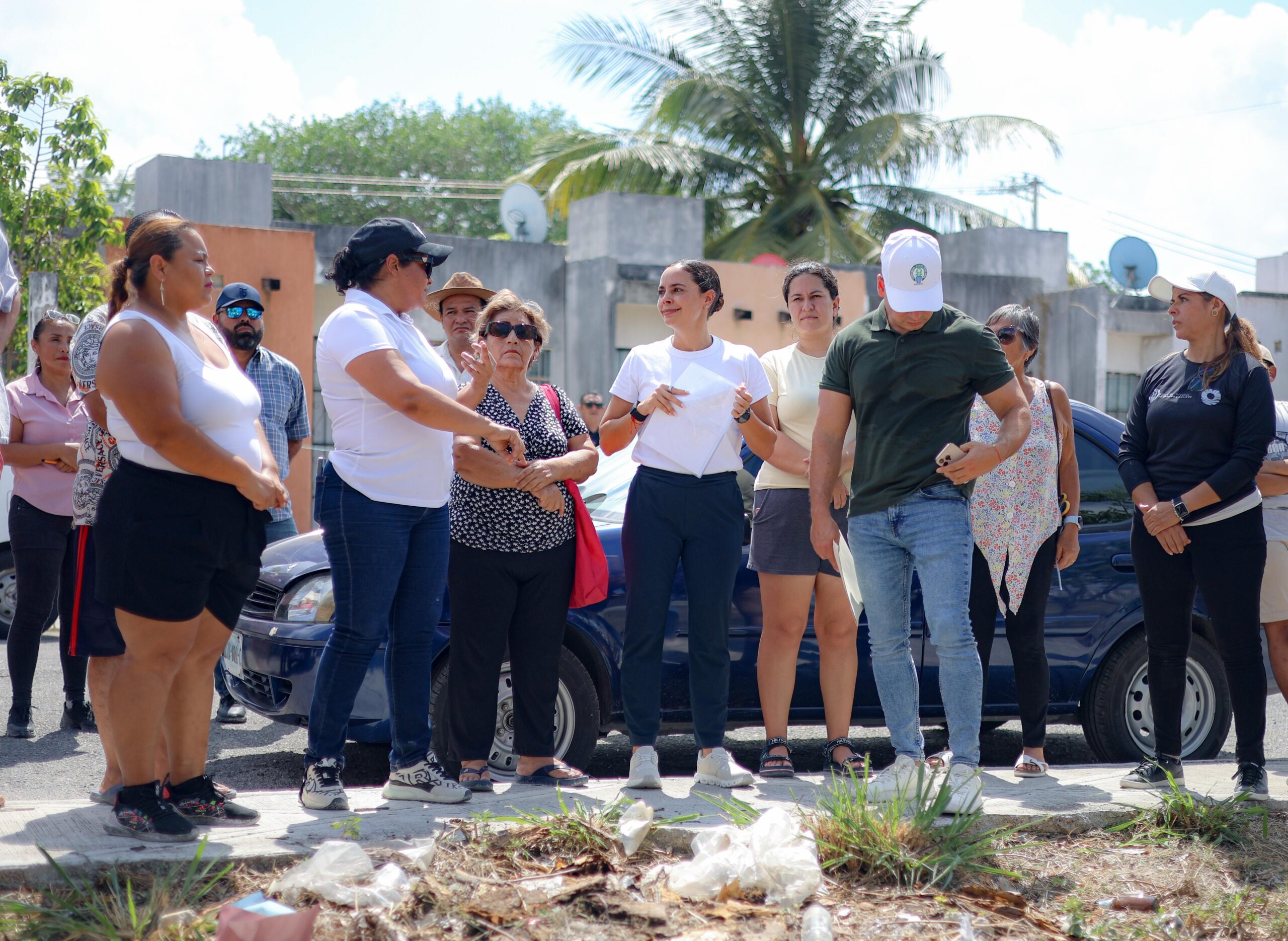 Ana Paty Peralta recupera espacio público en Villas Del Sol