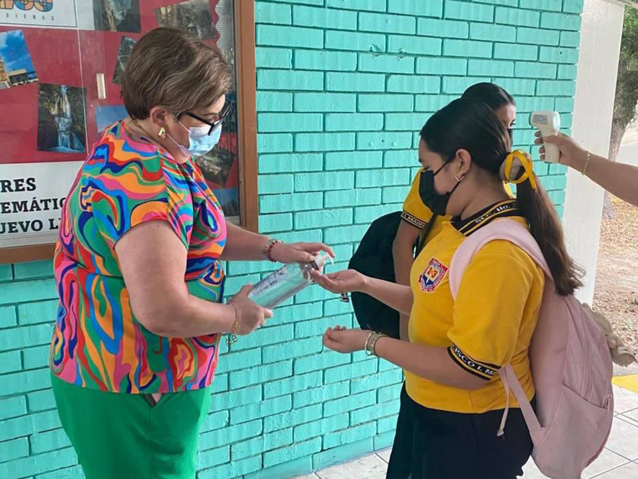 Atiende Secretaría de Salud reporte de casos de Covid-19 en plantel educativo