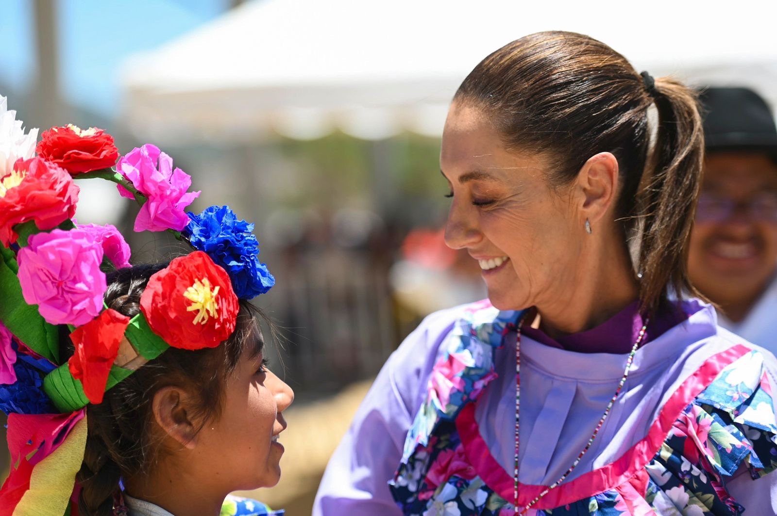 Claudia Sheinbaum restituye 820 hectáreas a pueblos indígenas de la Sierra Tarahumara