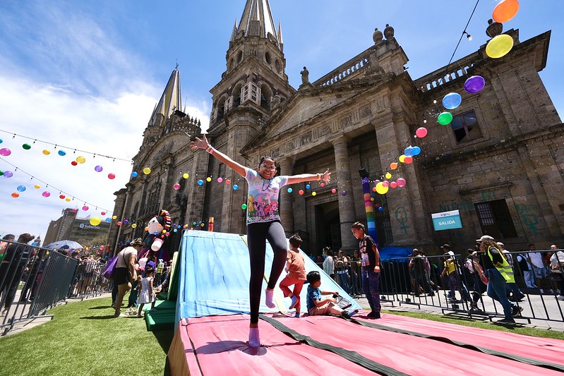 Acuden más de 30 mil personas a la celebración del Día de las Niñas y los Niños en Guadalajara