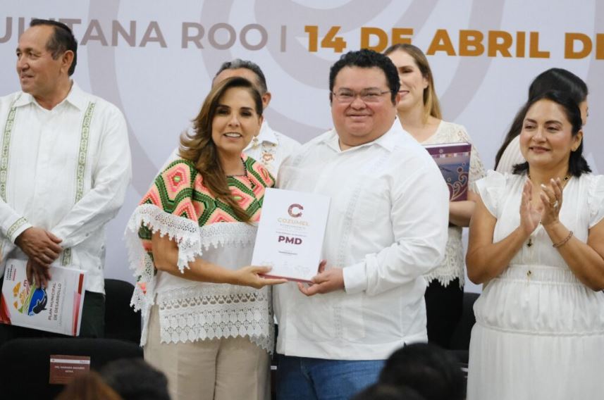 JUNTO A MARA LEZAMA, CHACÓN CUMPLE CON LA ENTREGA DEL PLAN MUNICIPAL PARA EL DESARROLLO, JUSTICIA Y BIENESTAR SOCIAL