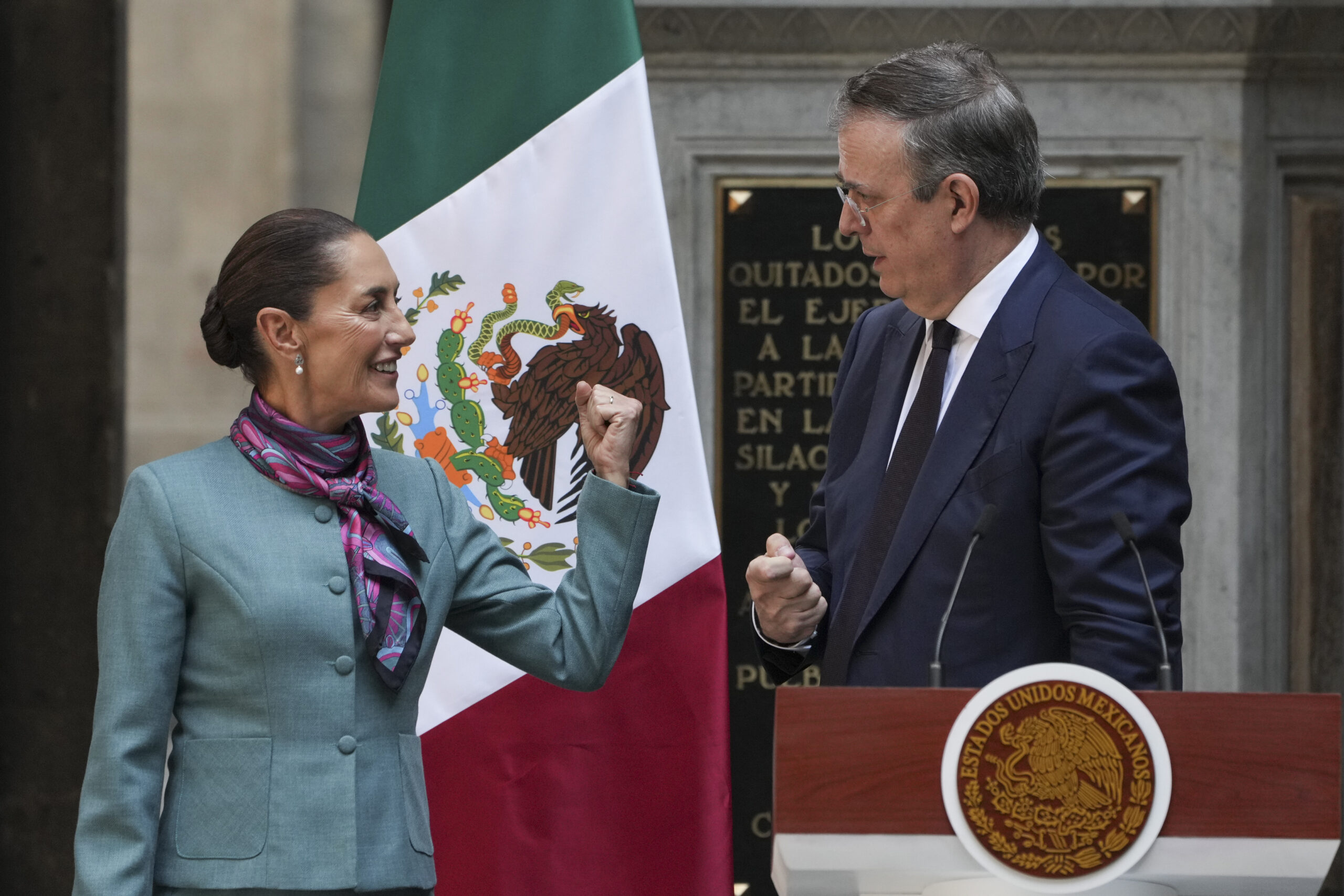 Sheinbaum y Ebrard celebran decisión de CBP de EU