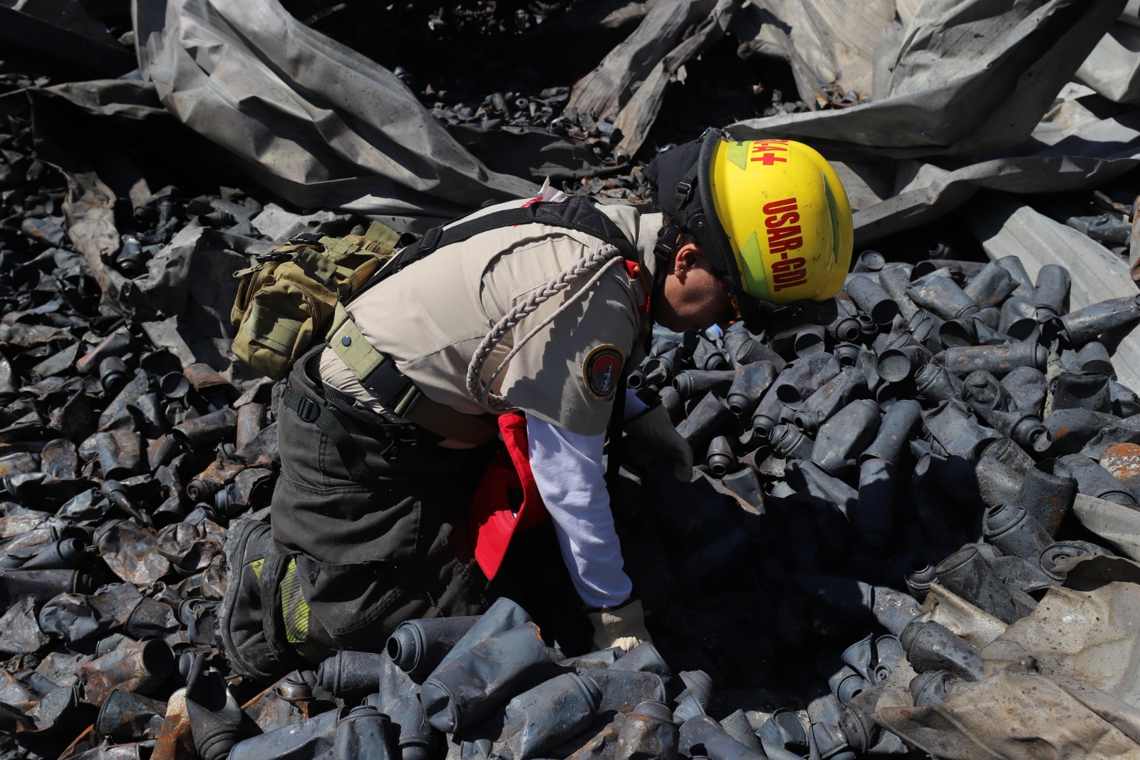 Asciende a tres la cifra de personas fallecidas tras incendio en fábrica de el Álamo Industrial
