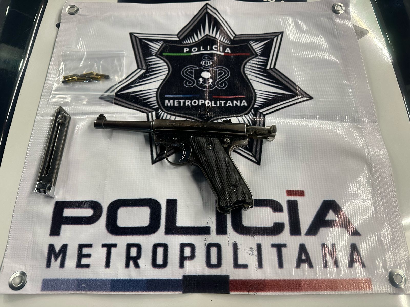 Detienen a un hombre armado en Guadalajara