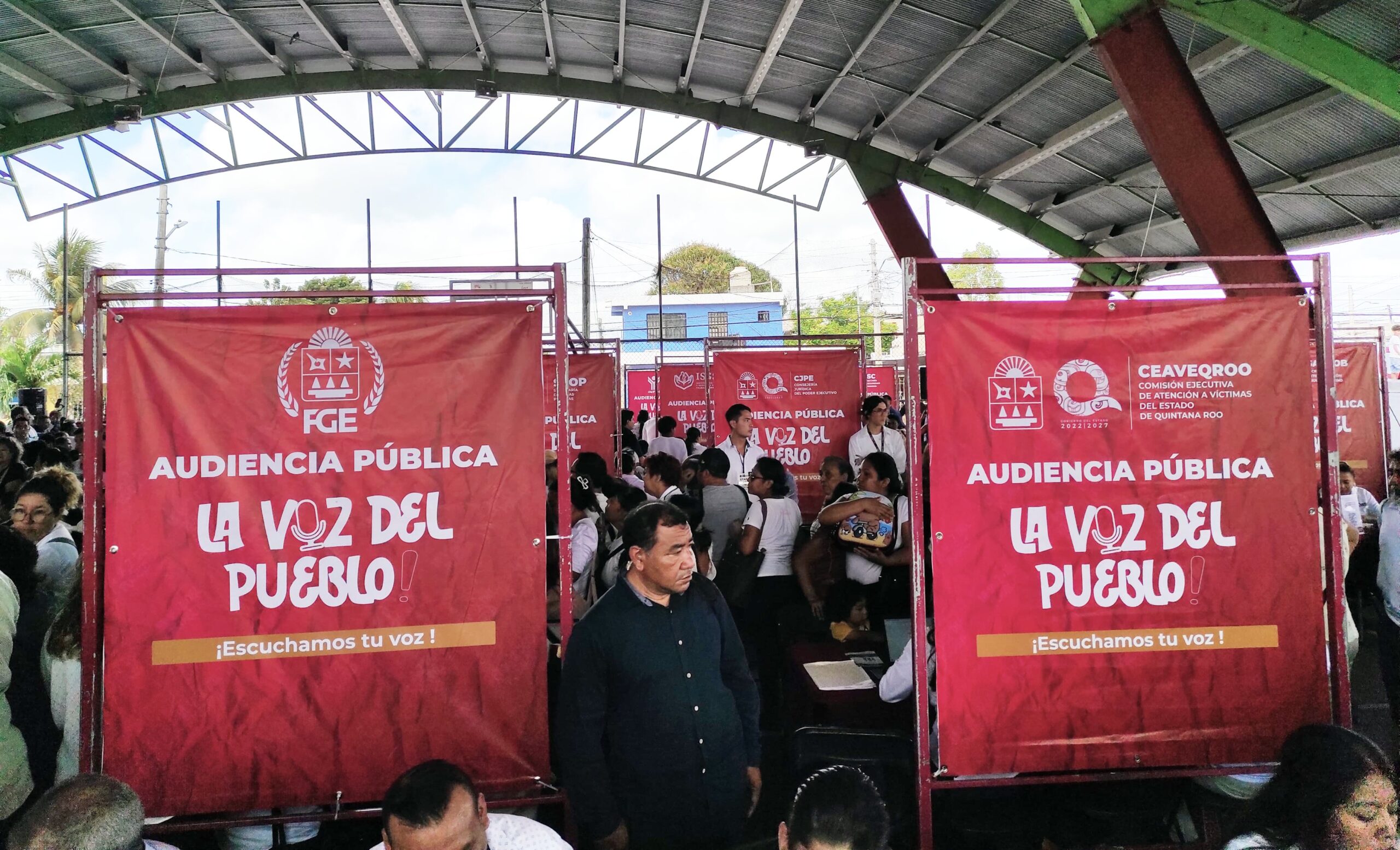 Atienden a más de mil personas en “La Voz del Pueblo” desde el Domo Deportivo de la Región 103