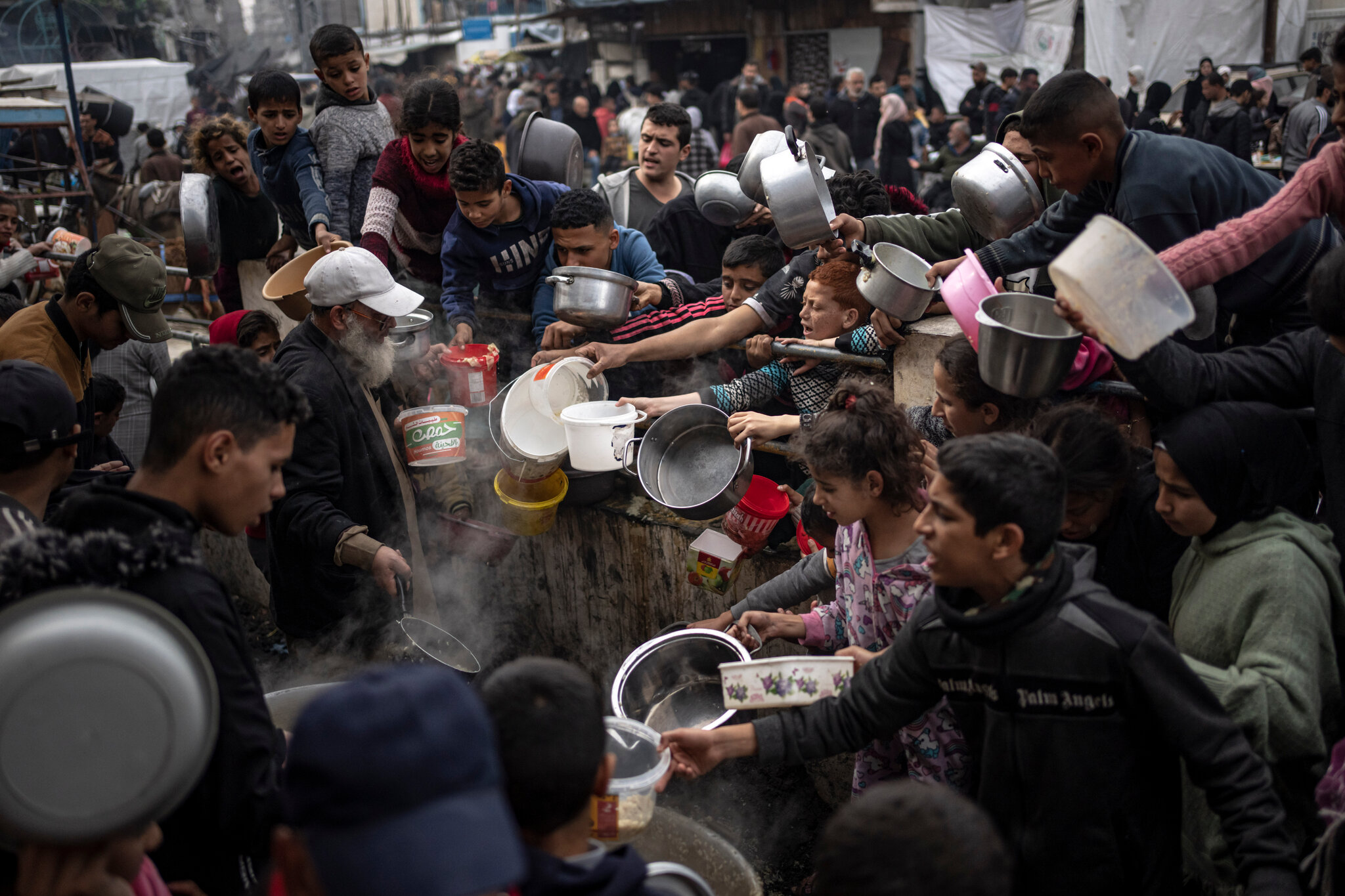 Fundación Humanitaria de Gaza comenzó sus entregas de alimentos