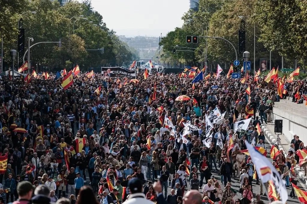 Protestan en Madrid contra privatización de la sanidad