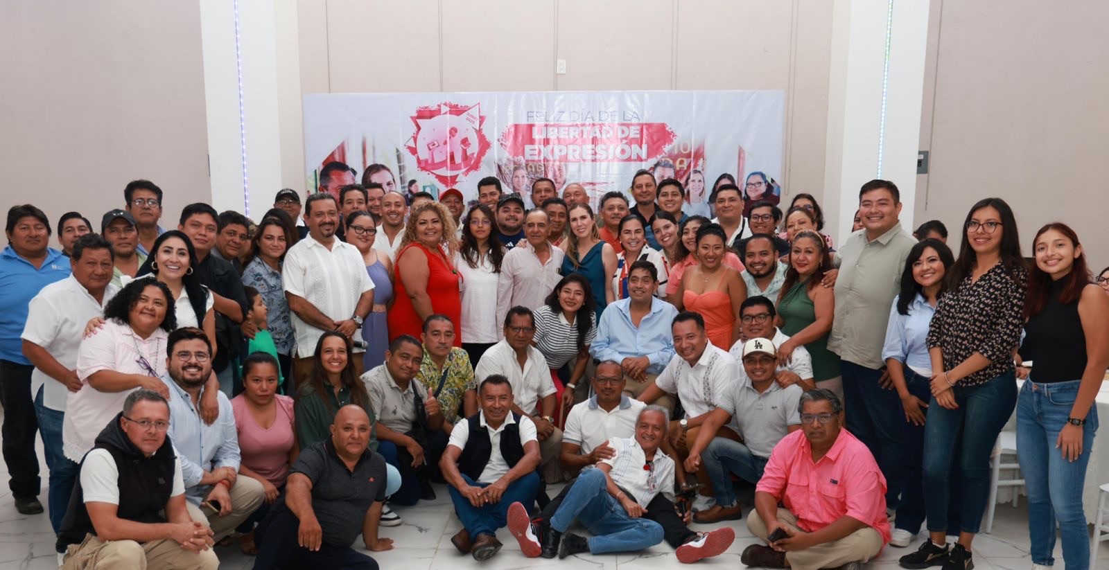 Atenea Gómez Ricalde conmemora el Día de la Libertad de Expresión con periodistas y comunicadores