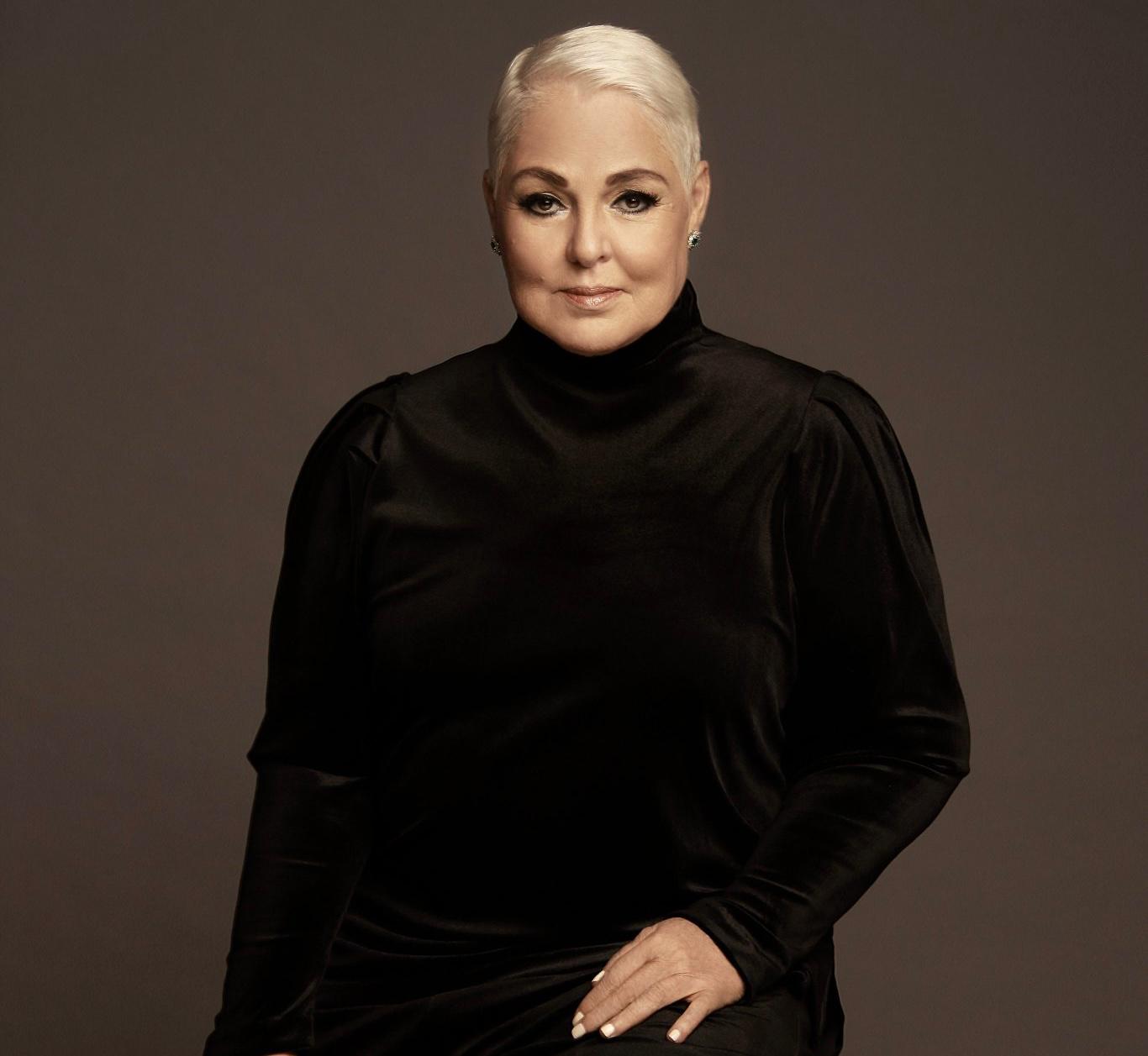Lupita D’Alessio anuncia su retiro definitivo de los escenarios
